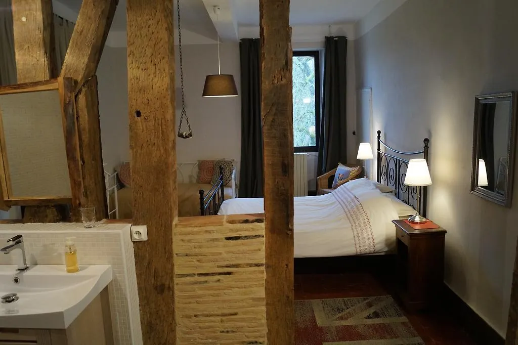 Le Gavachon Bed & Breakfast Leboulin
